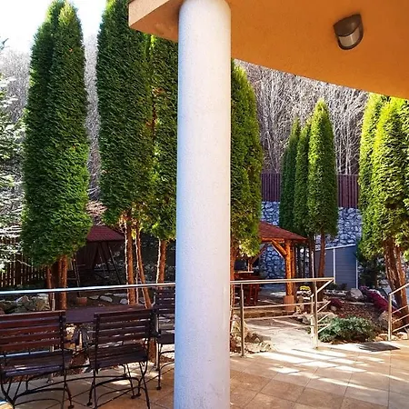 Marble Villa: Luxury Estate - But Intimate